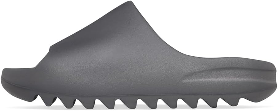 YEEZY SLIDES | כפכפים