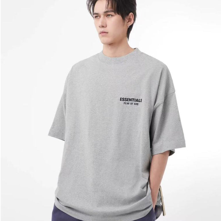 ESSENTIALS | חולצה קצרה