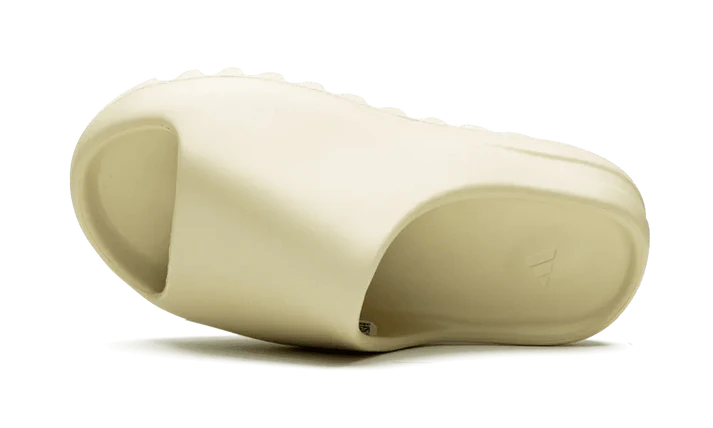 YEEZY SLIDES | כפכפים