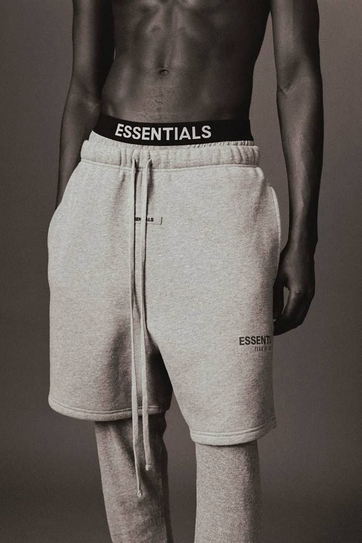 ESSENTIALS | מכנסיים קצרים