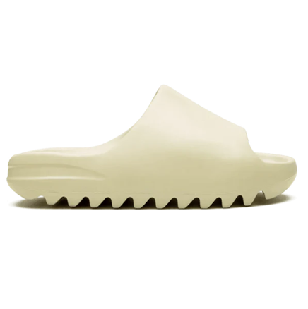 YEEZY SLIDES | כפכפים