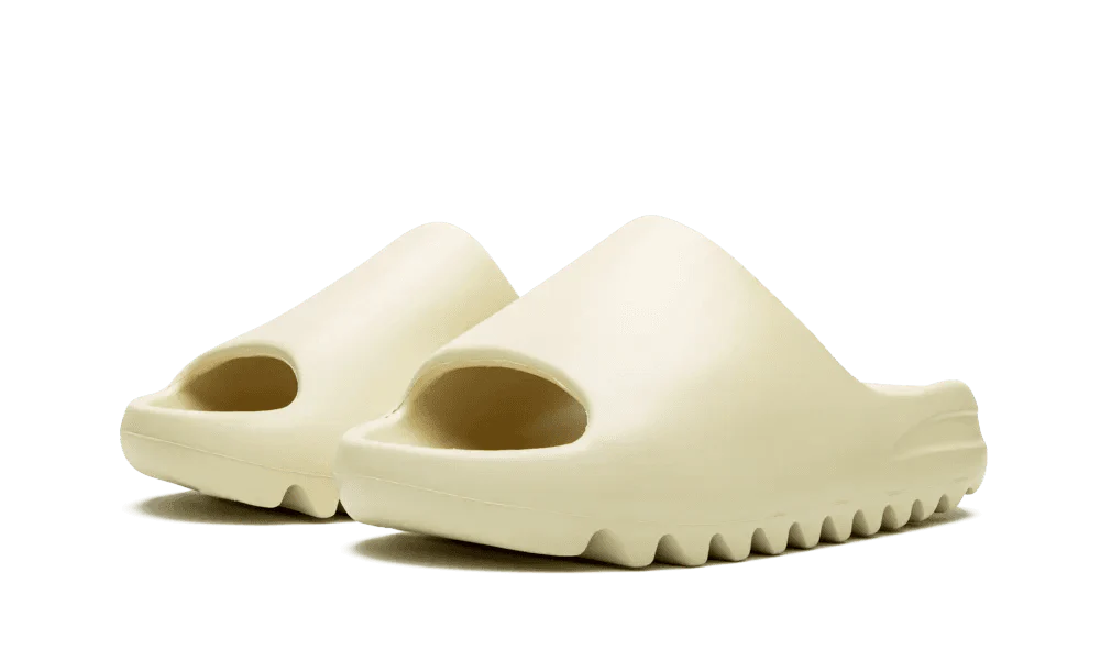 YEEZY SLIDES | כפכפים